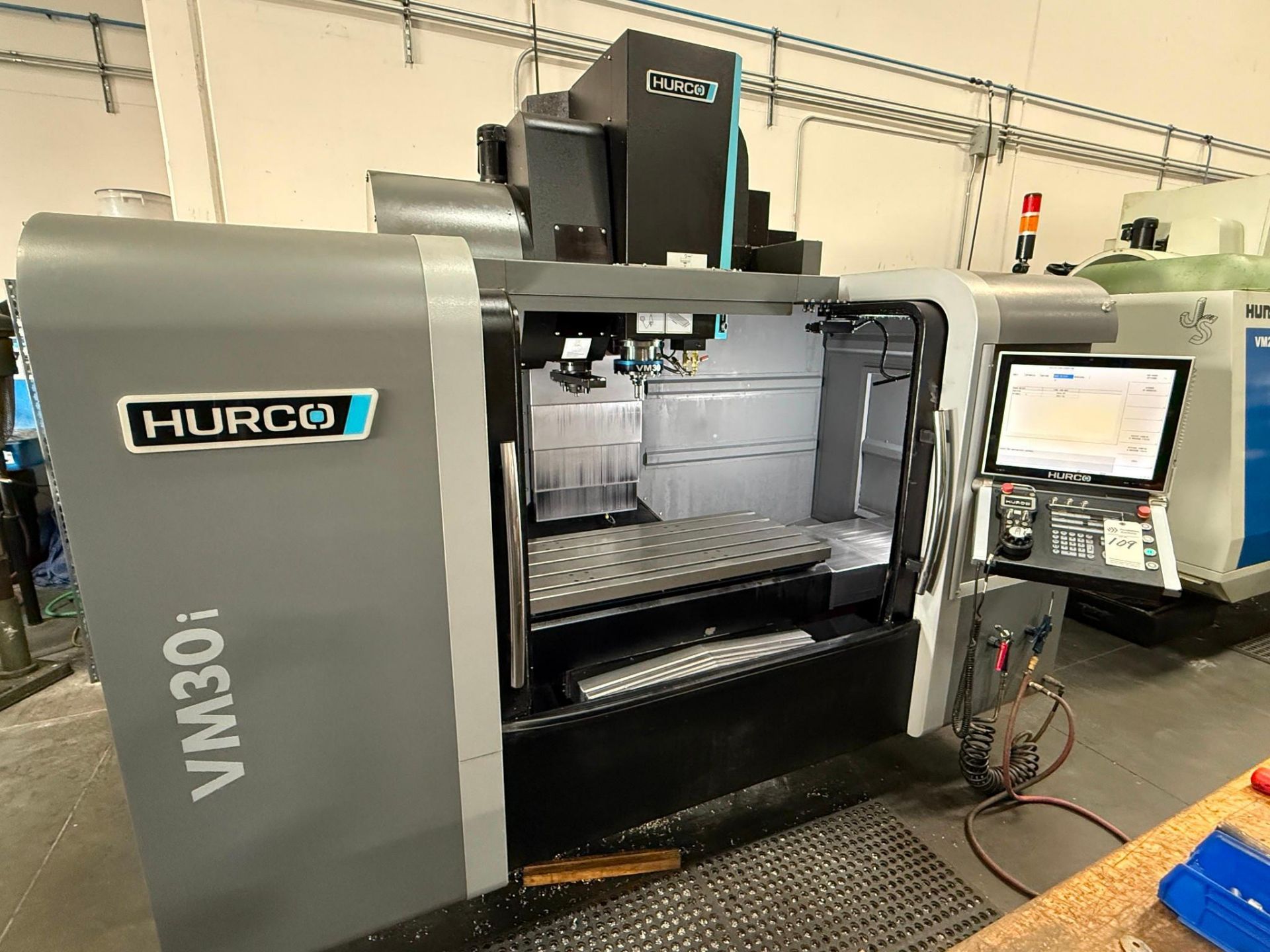2017 HURCO VM30I VERTICAL MACHINING CENTER, CNC MILL SN: S30 ...