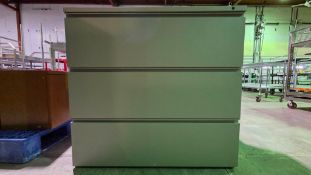3-DRAWER FILE CABINET