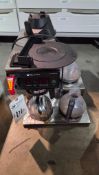 BUNN CW SERIES COFFEE MAKER WITH COFFEE POTS