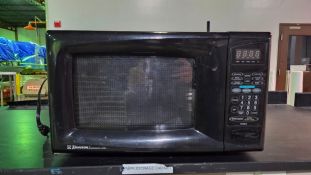 EMERSON MICROWAVE OVEN