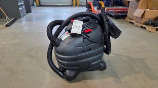 DAYTON WET/DRY VACUUM