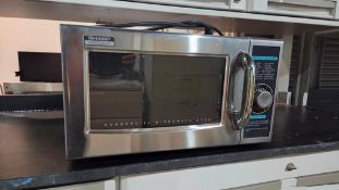 SHARP 1000W/R-21LCFS MICROWAVE OVEN