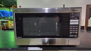 PANASONIC INVERTER MICROWAVE OVEN