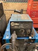 MILLER 22A WIRE FEEDER S/N LF334523
