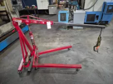 STRONGWAY 2-TON HYDRAULIC ENGINE HOIST WITH LOAD LEVELER