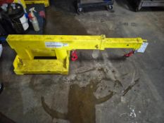TITAN ATTACHMENTS FMJ2.5 FORK-MOUNTED TELESCOPING CRANE JIB W/ 2 HOOKS