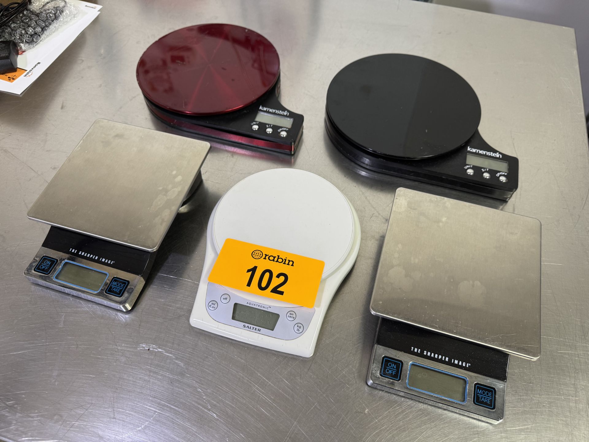 [LOT] of (5) Kitchen Scales, consisting of (2) Sharper Image, (2 ...