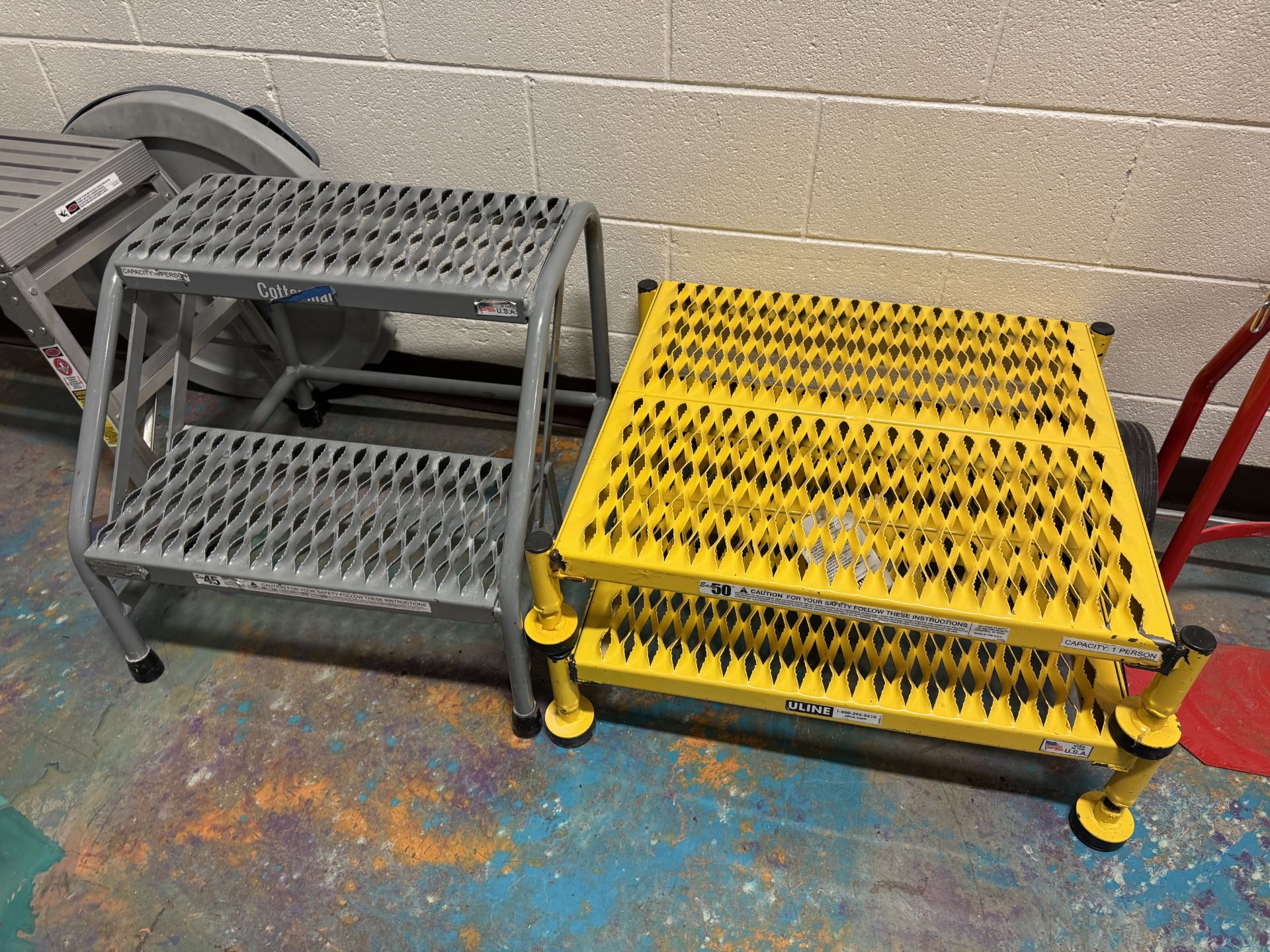 [LOT] of (5) Step Platforms and Hand Truck, consisting of Werner ...
