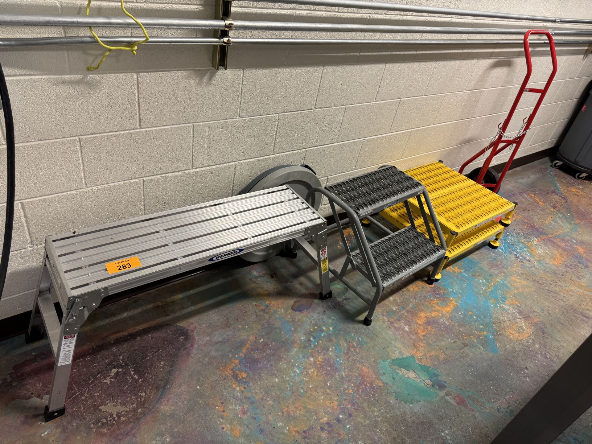 [LOT] of (5) Step Platforms and Hand Truck, consisting of Werner ...