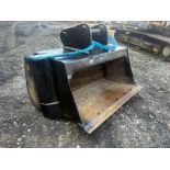 Remu XO2150 excavator screening bucker - year 2022 - bucket in excellent condition with new blade