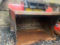 Allu DN2-12 T25 screening bucket - year 2023 - no hitch included in the sale - hitch fitted for demo