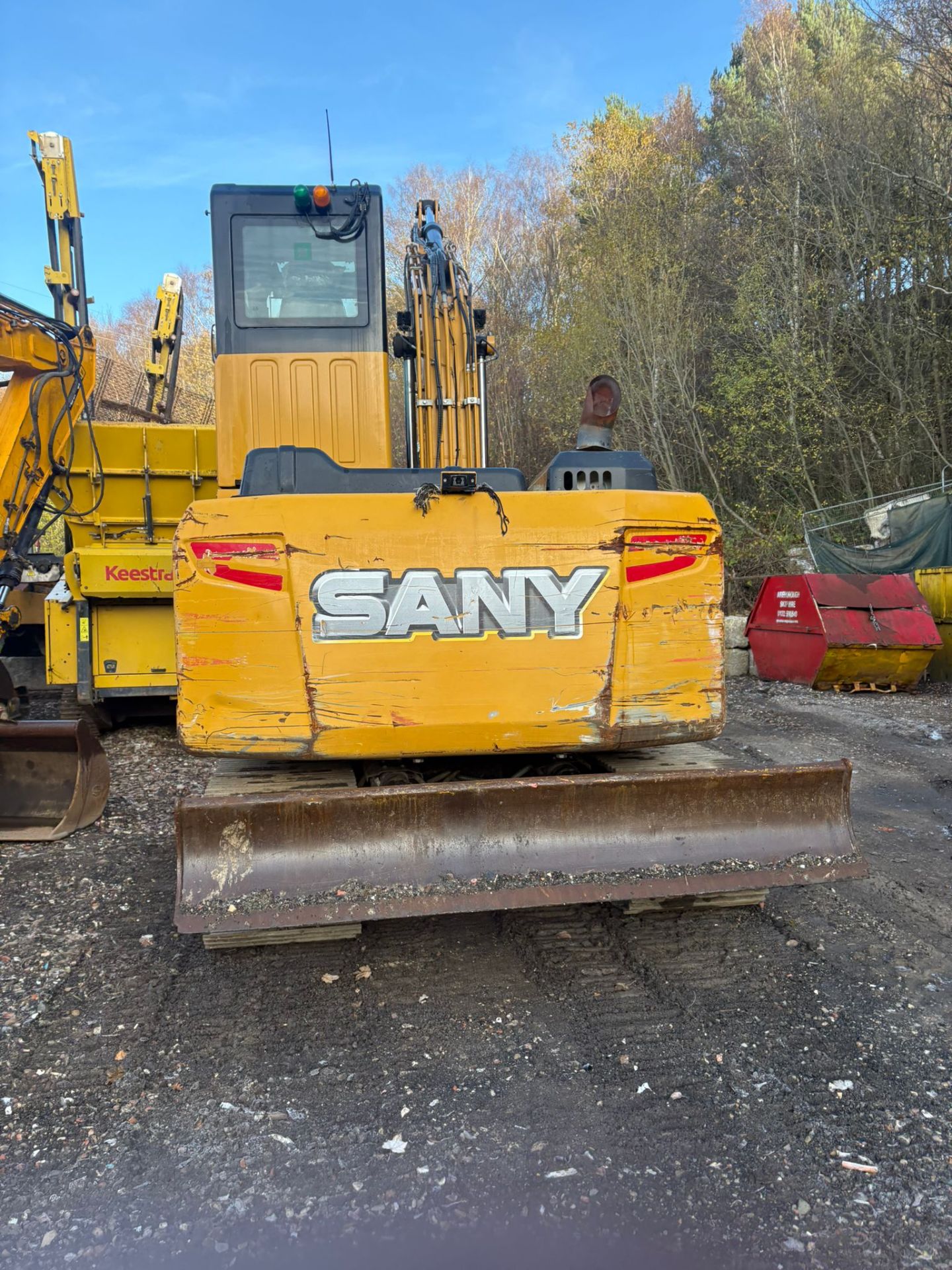 Sany SY135C crawler excavator high cab - year 2023 - 2600 hours - quick hitch 65mm pins - comes with - Image 16 of 17
