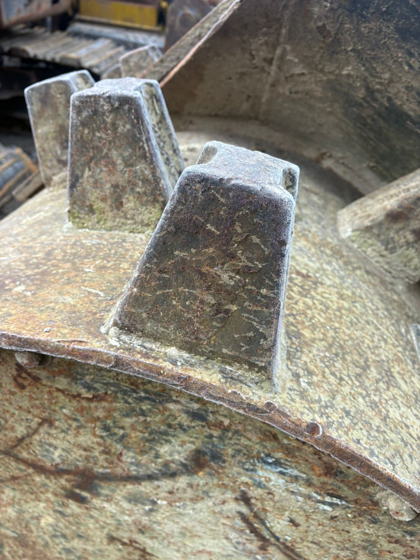 Macpactor Compax wheel system - year 2019 - fits on 80mm pins or oil quick hitch - Image 3 of 6