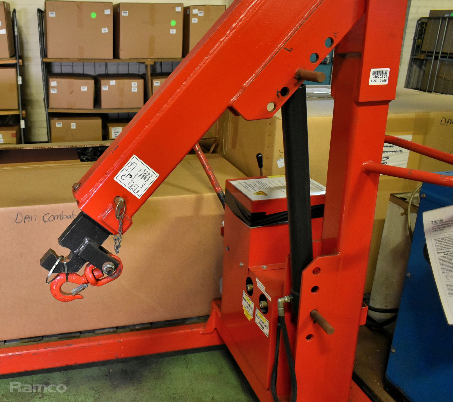 CAM Equipment FC1500-12V-S 1500kg engine hoist/workshop crane - W 1320 x D 1520 x H 1740mm - Image 3 of 7