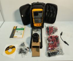 Fluke 754 - Documenting Process Calibrator c/w HART capability