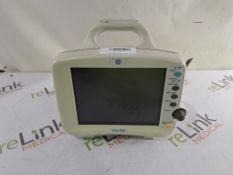GE Healthcare Dash 3000 - GE/Nellcor SpO2 Patient Monitor - 517658