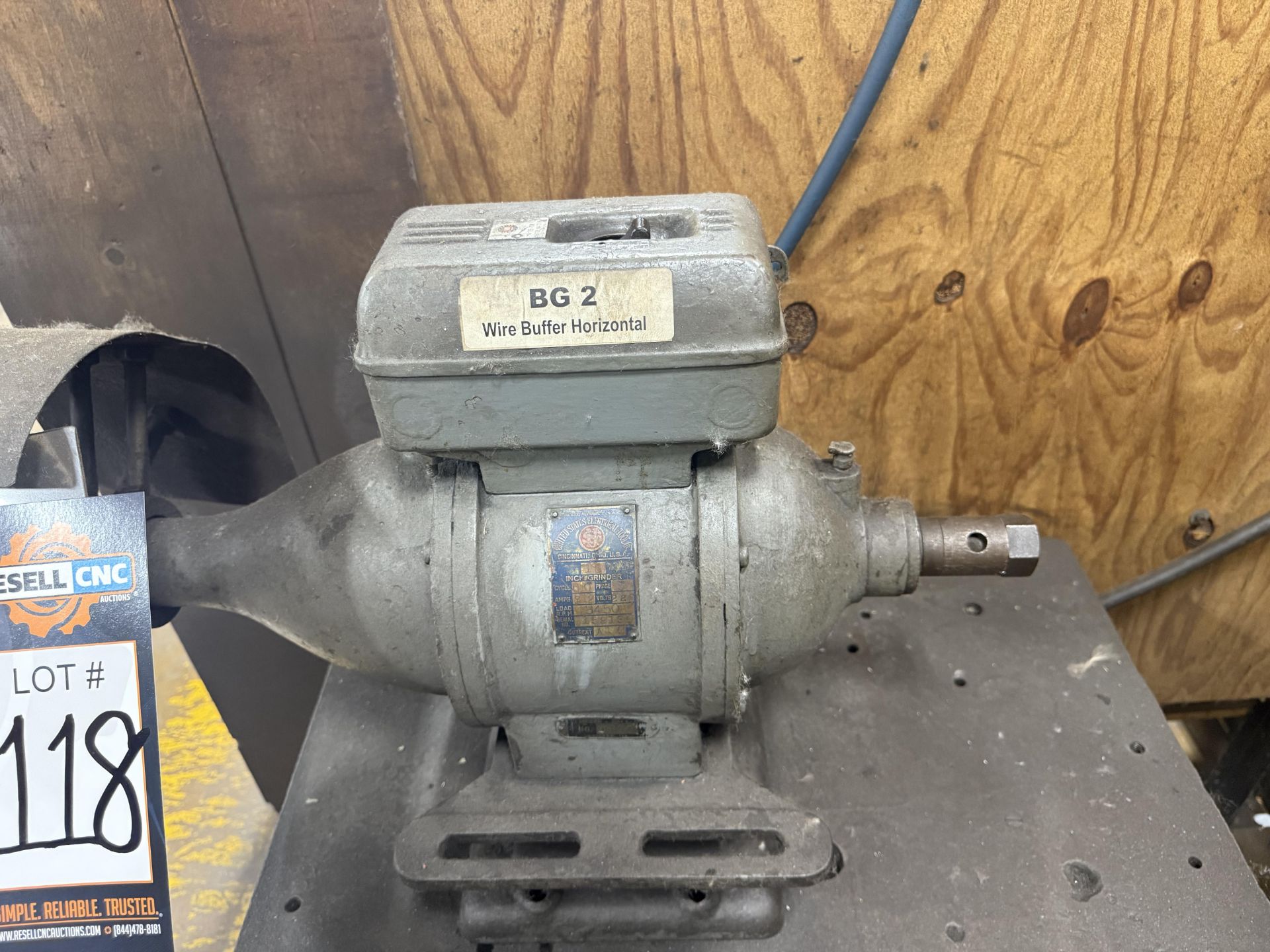 US Electric Dual End Pedestal Grinder - Image 5 of 6