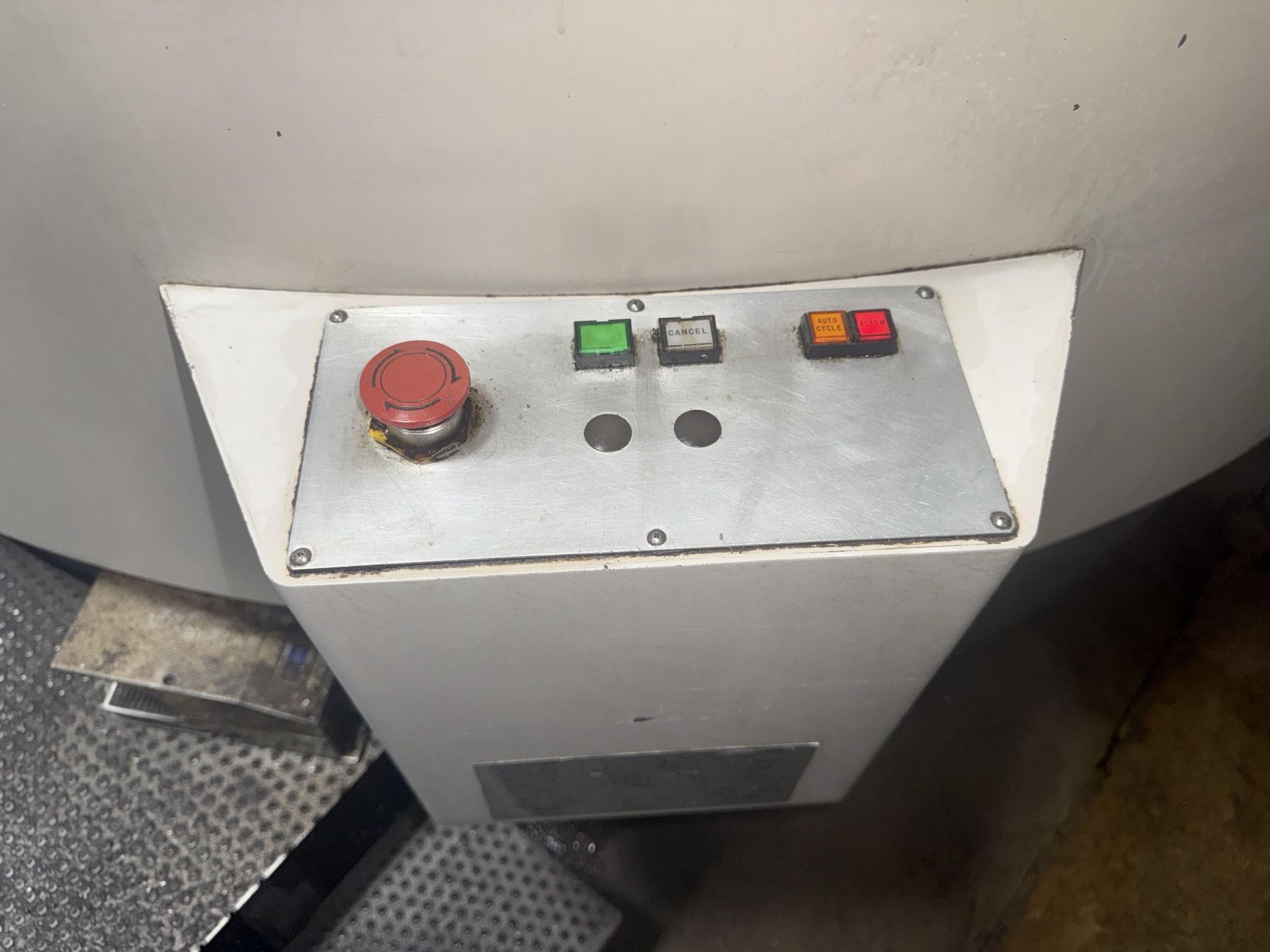 1998 Toyoda Model FA630 Dual-Pallet Horizontal Machining Center - Image 4 of 23