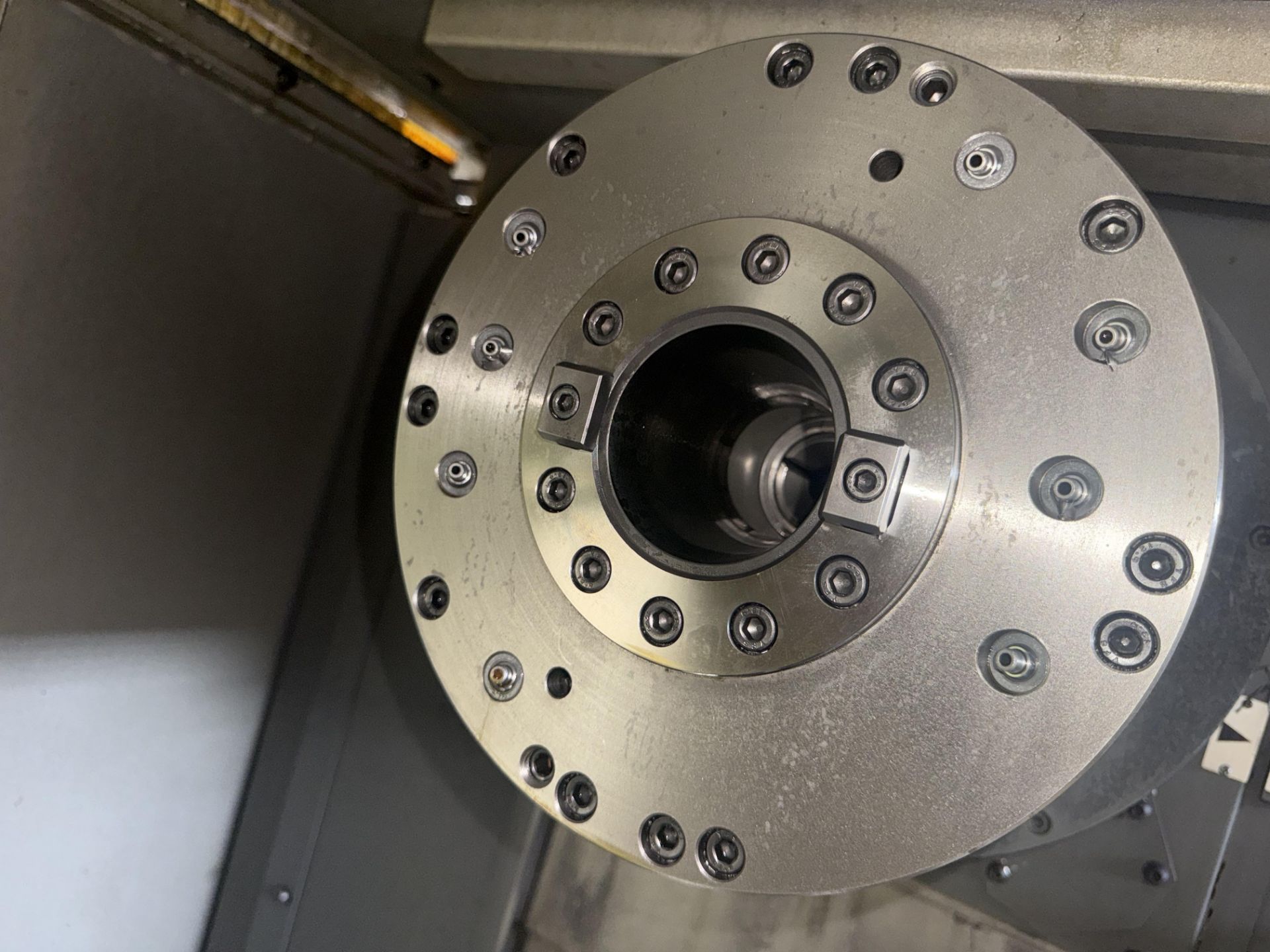 2013 Toyoda Model FA630S Dual-Pallet Horizontal Machining Center - Image 15 of 30