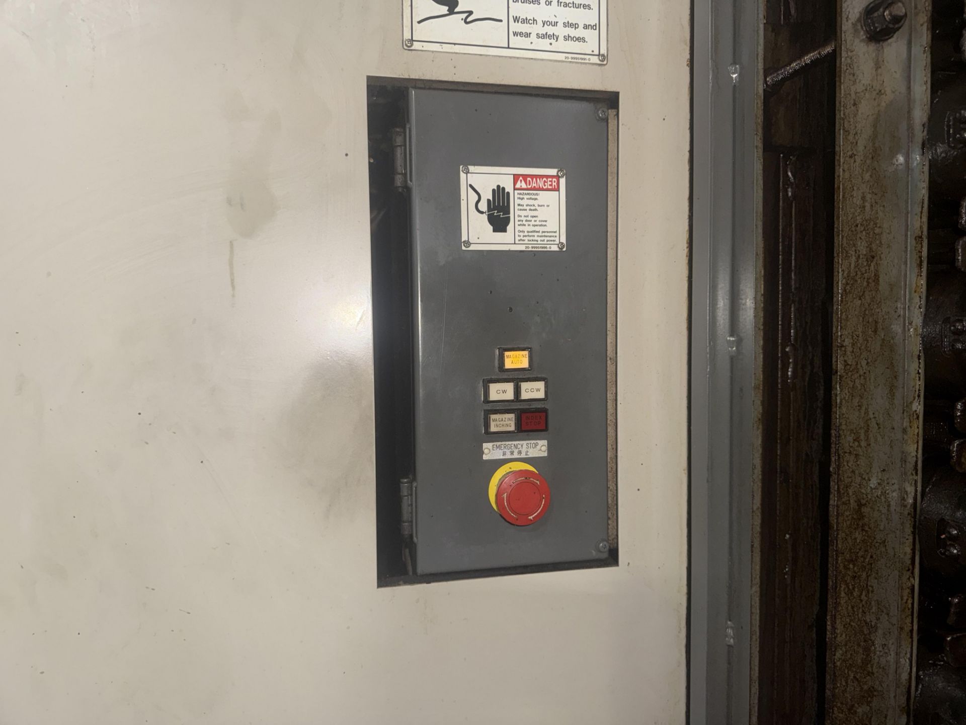 1998 Toyoda Model FA630 Dual-Pallet Horizontal Machining Center - Image 14 of 26