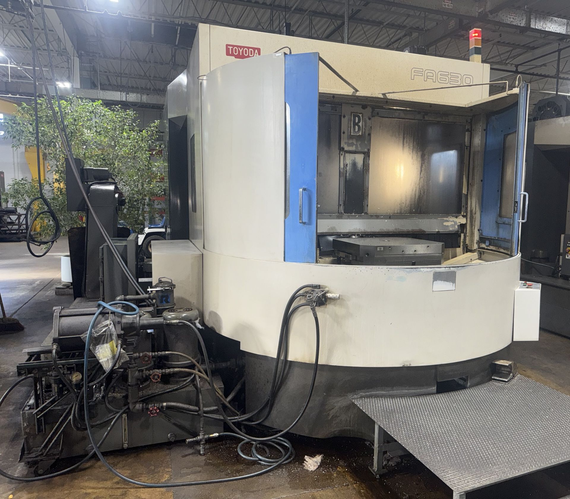 1998 Toyoda Model FA630 Dual-Pallet Horizontal Machining Center - Image 2 of 23