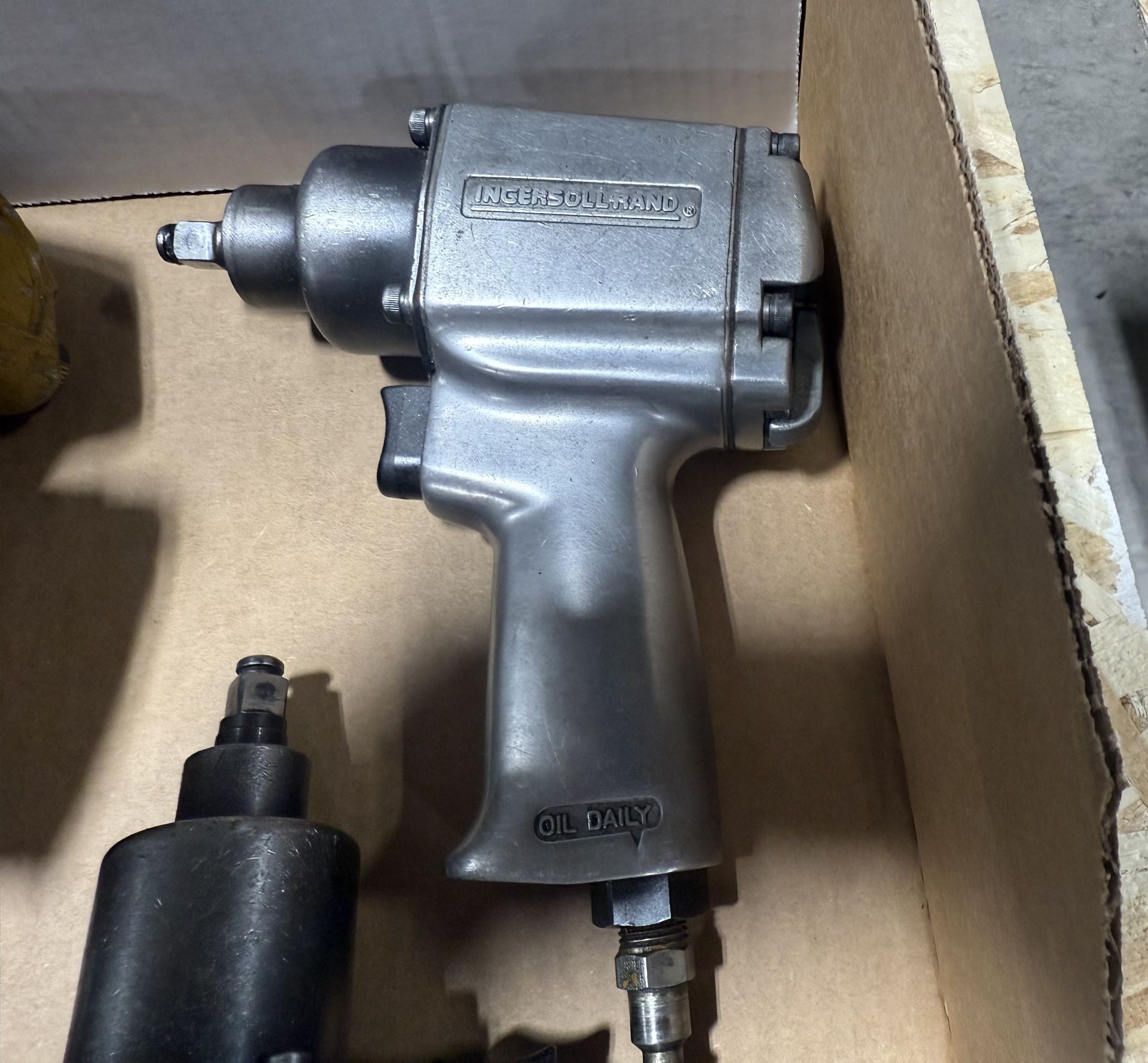 (4) Pneumatic Impact Wrenches - Image 4 of 8