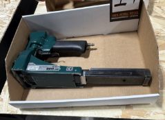 ISM Pneumatic Staple Gun