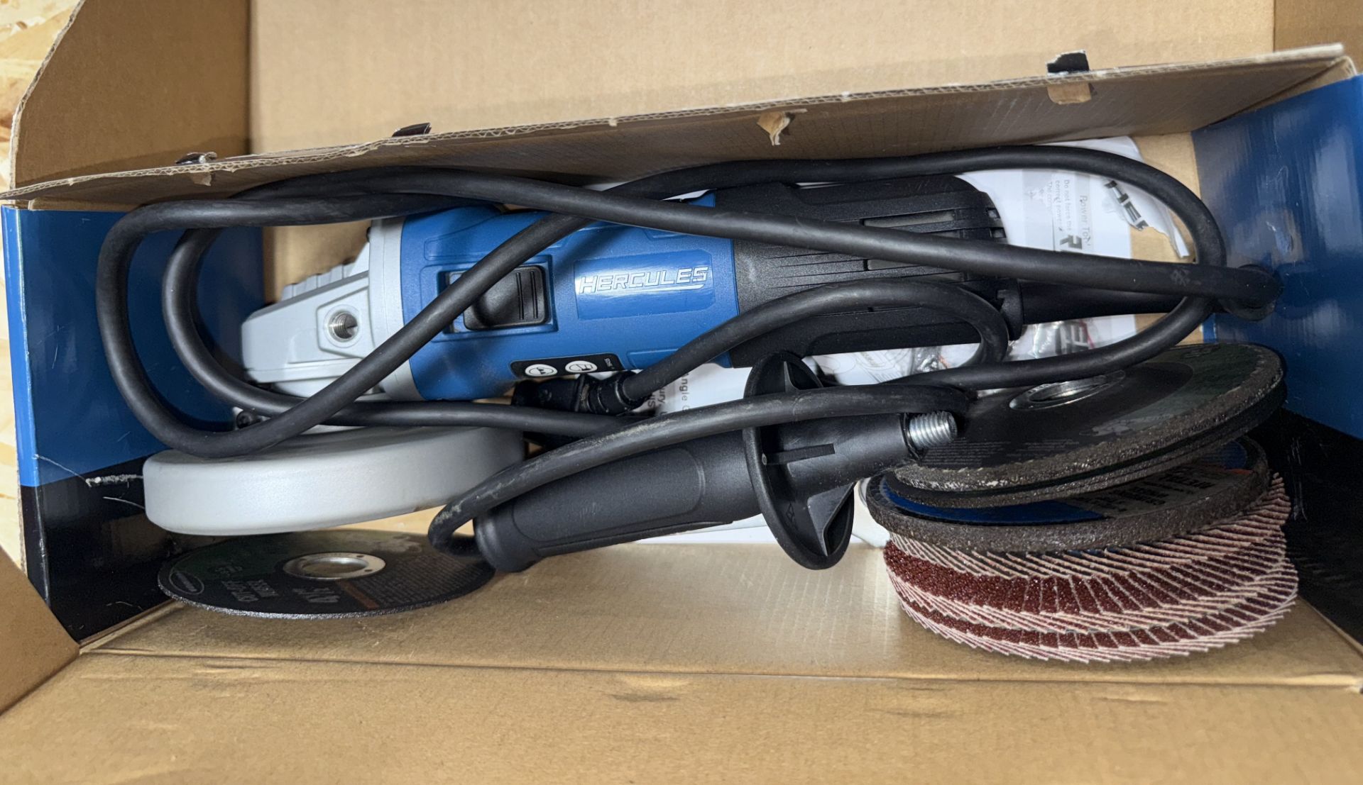 New In Box 4-1/2" Hercules Eletric Right Angle Grinder, Cordless Model DC-70 Saw - Image 9 of 10