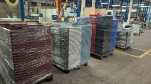 Large Quantity of Plastic Tubs in various colours and tray depth. Approx. 500 Tubs in total. This lo