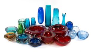 WHITEFRIARS GREEN TINTED SMALL KNOBBLY VASE, 13.5cms (h); assorted other mixed coloured glassware,