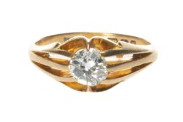18CT GOLD GENT'S DIAMOND RING, the single old cut stone measuring 0.5cts approx., ring size N 1/2,