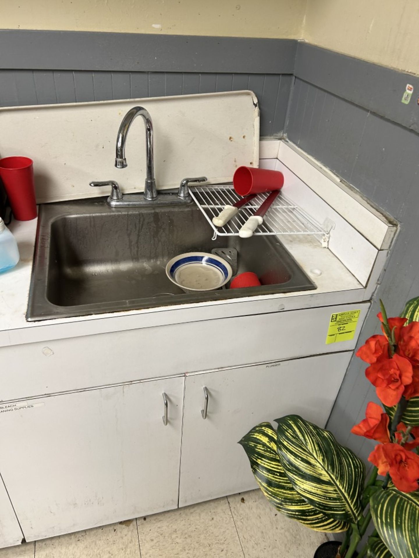 BREAK ROOM MILLWORK SINK TABLE