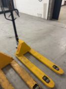 Parrs Hand Hydraulic Pallet Truck, 2500kg cap. Please read the following important notes:- ***