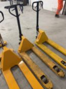 Hand Hydraulic Pallet Truck, 2500kg cap. Please read the following important notes:- ***Overseas