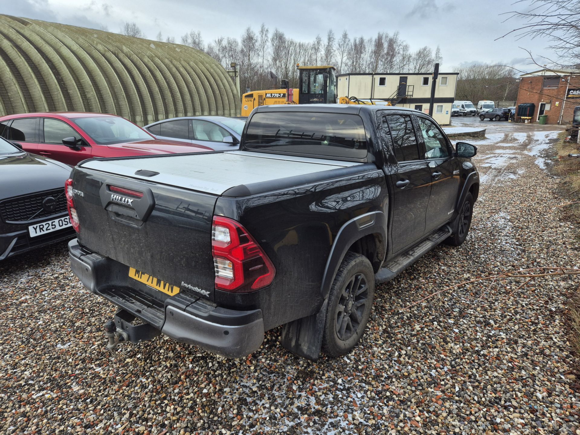 Toyota Hilux Invincible X 2.8 D-4D Auto Double Cab Pick Up, registration no. MF71 WVN, odometer - Image 4 of 8