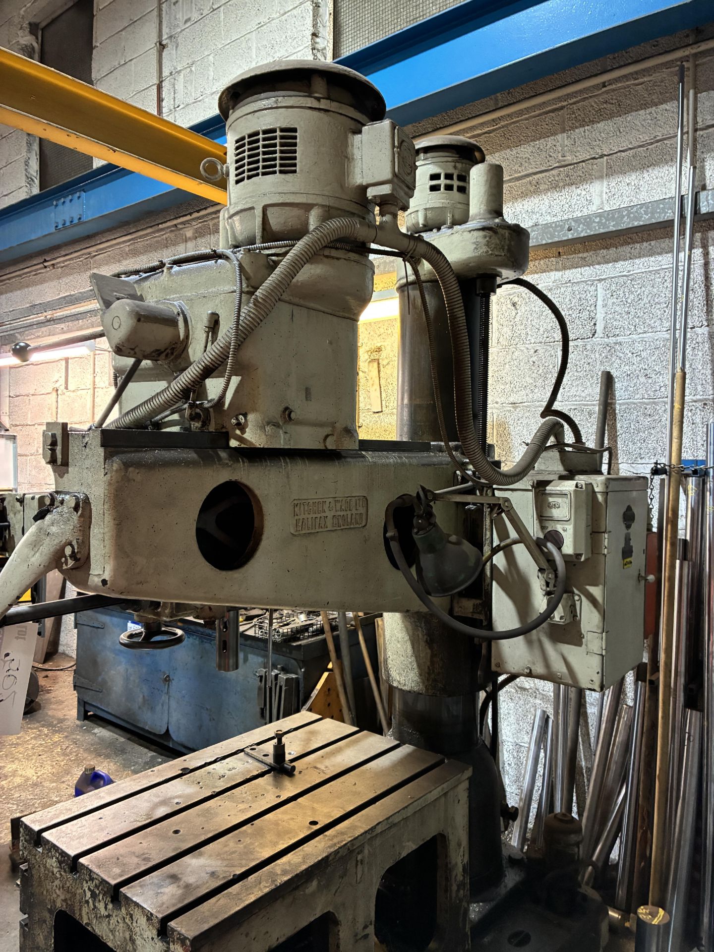 Kitchen & Wade Type 46E32 Radial Arm Drill, year of manufacture 1957, 3-phase, 415V, 50Hz, with - Image 3 of 13