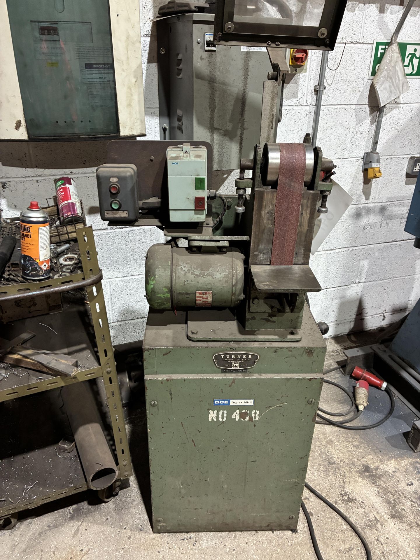 Turner 436-B Upright Linisher, 3-phase, 415V, 50Hz (power tool area) Please read the following - Image 2 of 7