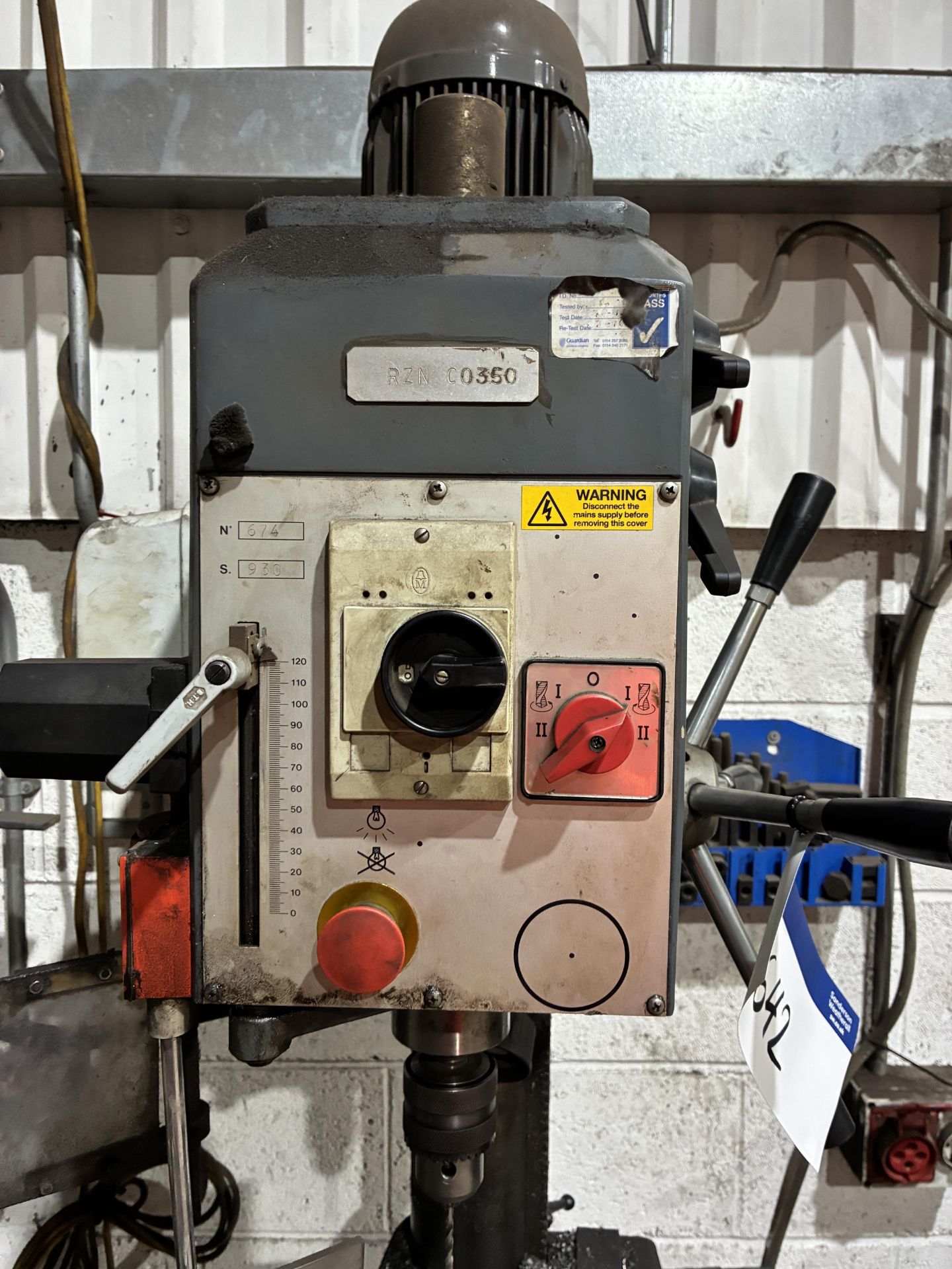 Ajax AJ25 Pillar Drill, serial no. 3908B80610, year of manufacture 2000, 260kg, 3-phase, 415V, - Image 3 of 7