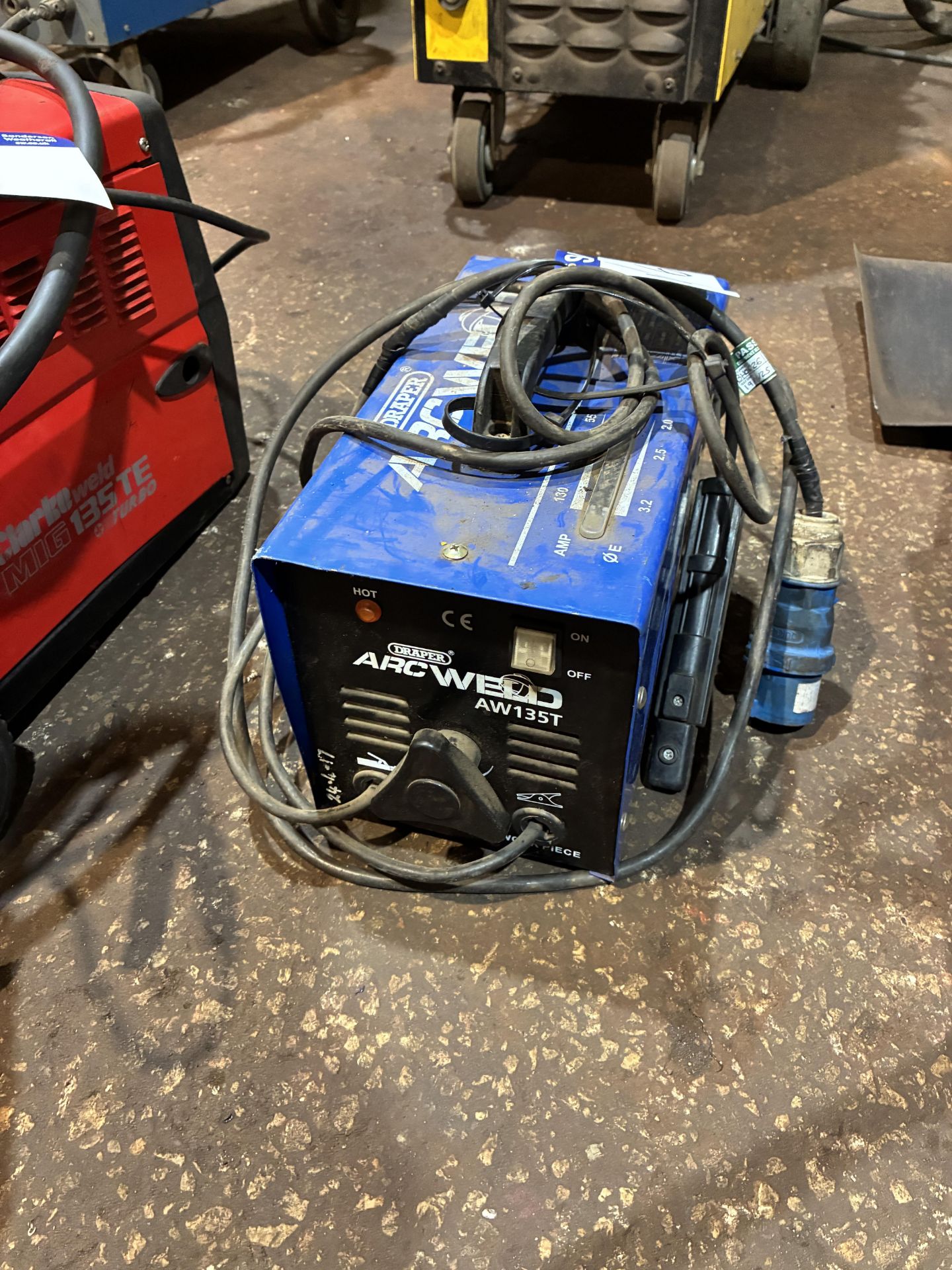 Draper Arc Weld AW135T Arc Welder (welding area) Please read the following important notes:- ***