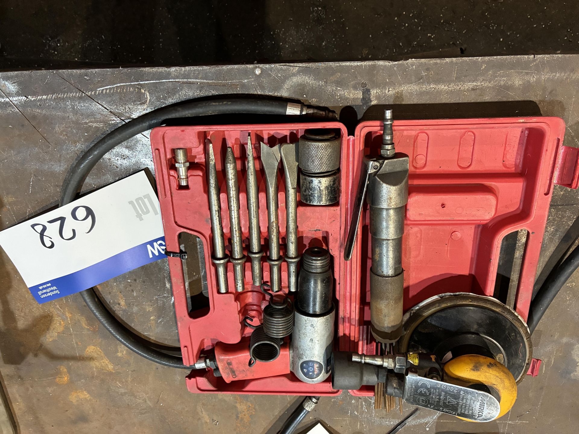 Quantity of Pneumatic Tools (welding area) Please read the following important notes:- ***Overseas