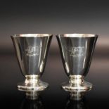 Zwei kleine Fußbecher. Massachussetts, 20. Jh., Frank Smith Silver Co. | Silber.