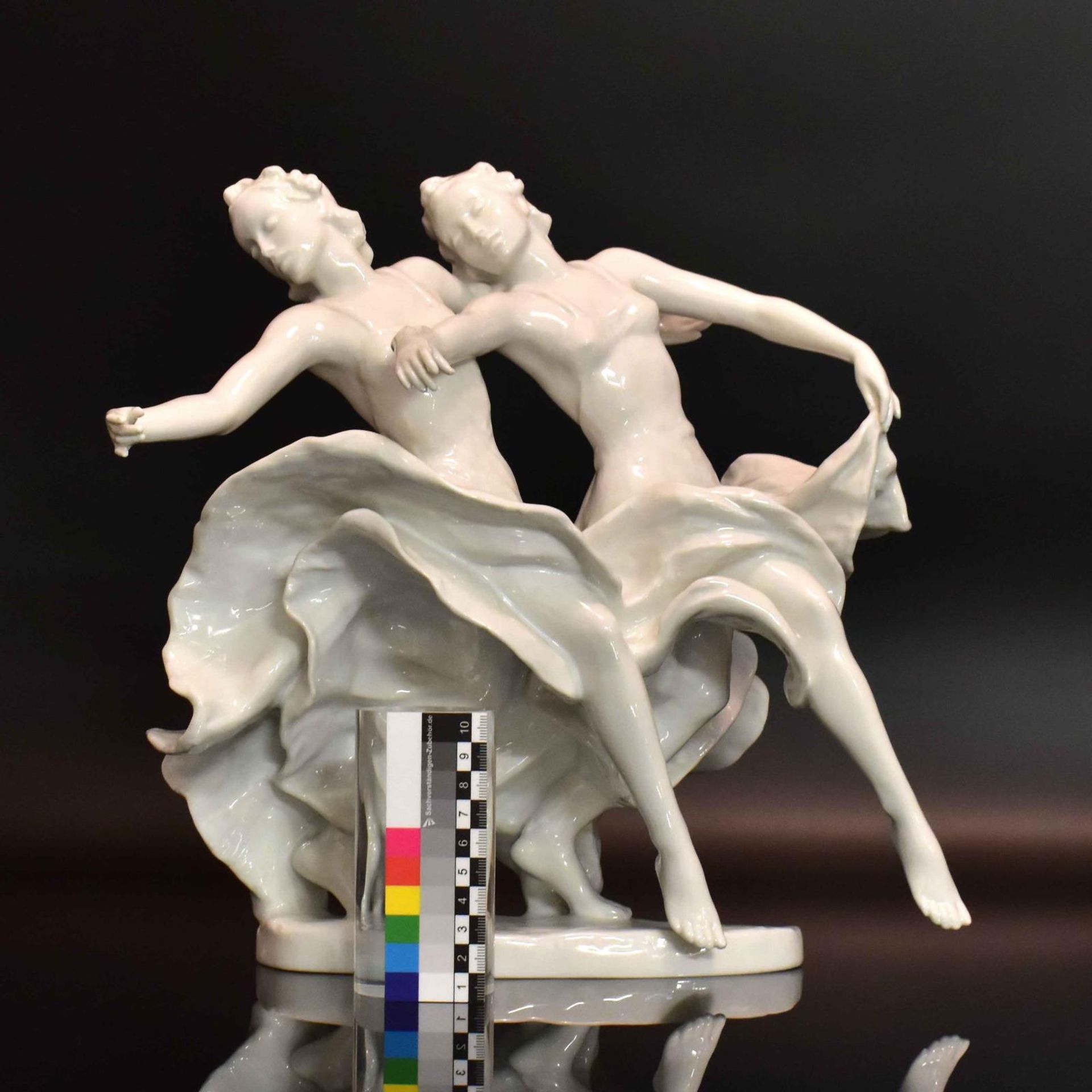 "Kaiserwalzer". Rosenthal, nach Entwurf von L. Friedrich-Gronau | Porzellan, weiß. - Bild 2 aus 4