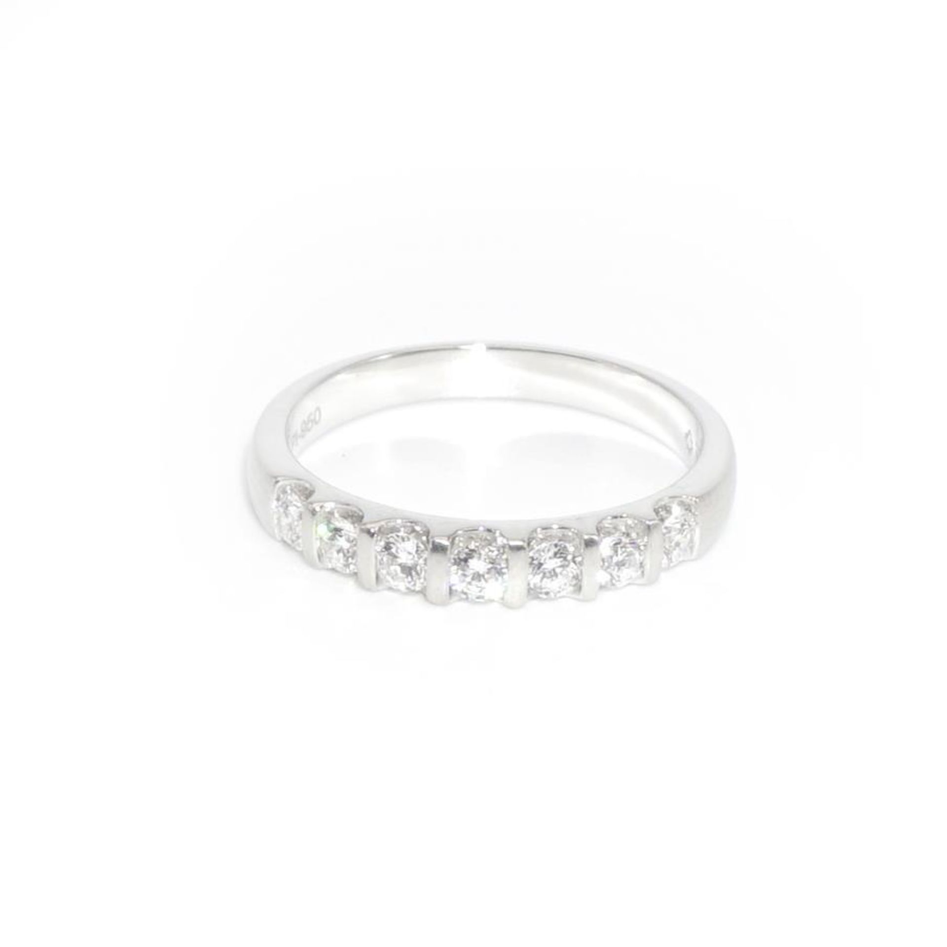 Ring. Platin, satiniert.