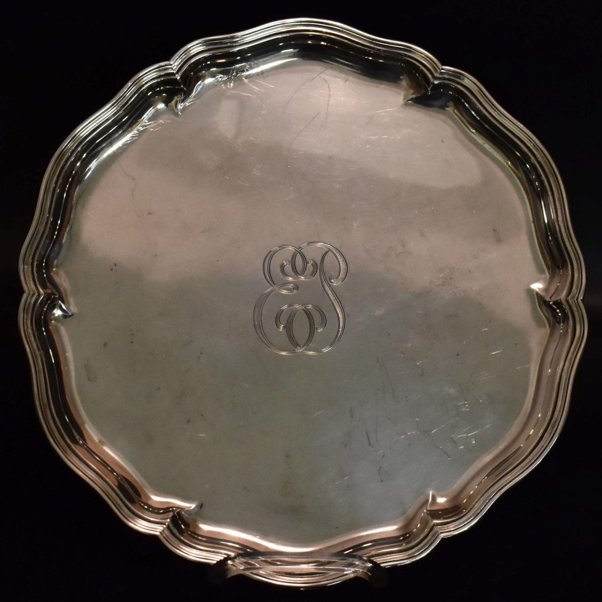 Rundes Tablett. München, Wollenweber | Silber.