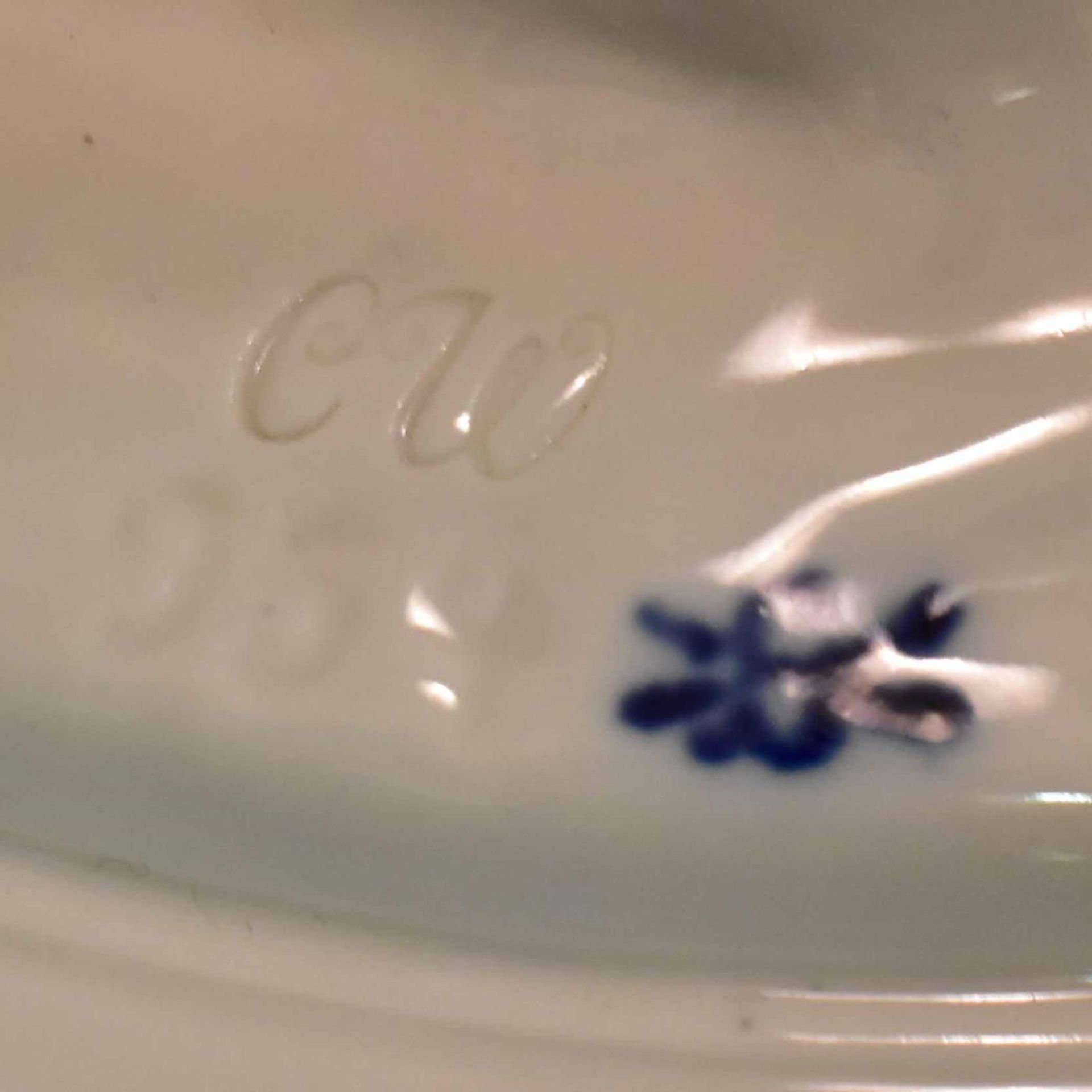 Falkner. A. W. Fr. Kister, Scheibe/Thüringen | Porzellan, weiß. - Bild 3 aus 3