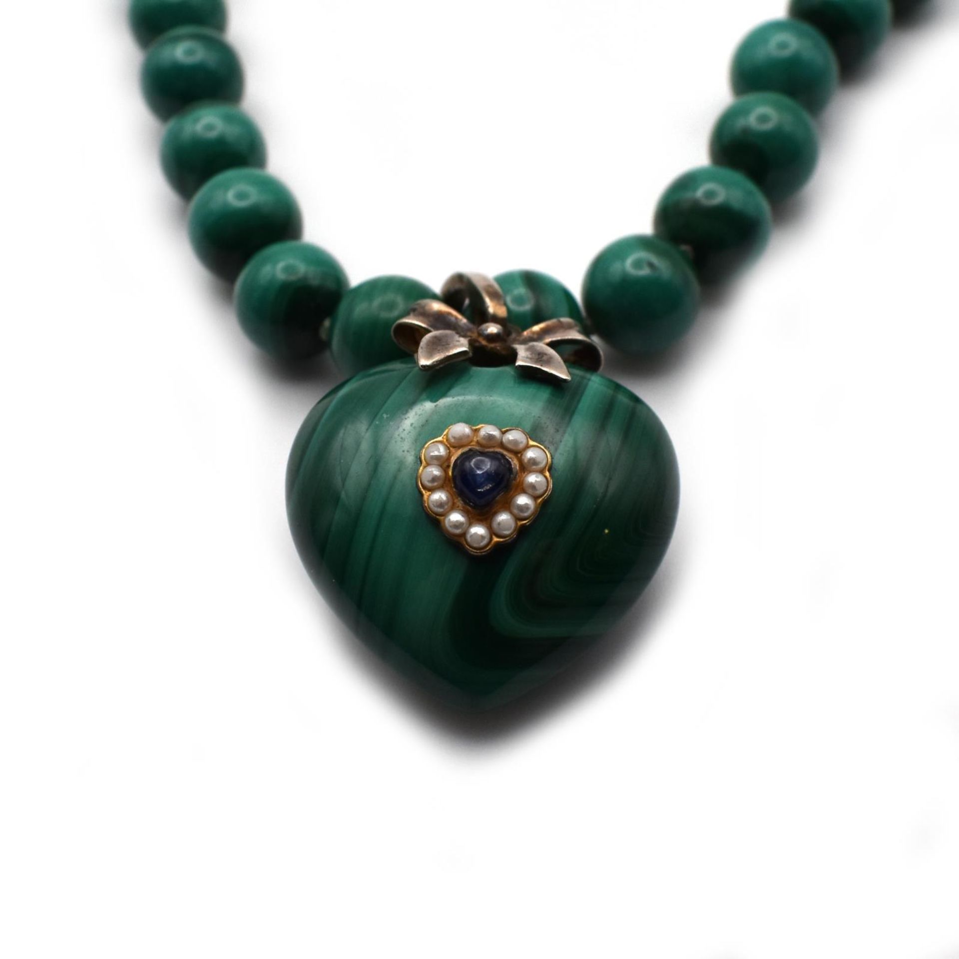 Kette. Montierung und Schließe Metall, vergoldet. - Bild 2 aus 3