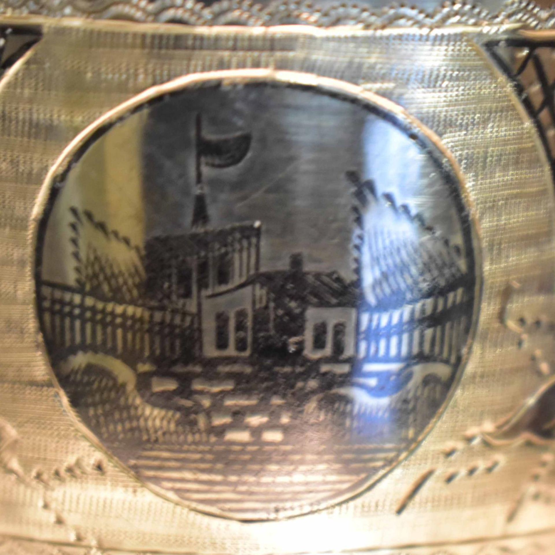 Tasse mit Untertasse. Moskau, 1869, Beschaumeister wohl Sawinkow, Viktor | Silber, Niello. - Bild 4 aus 7