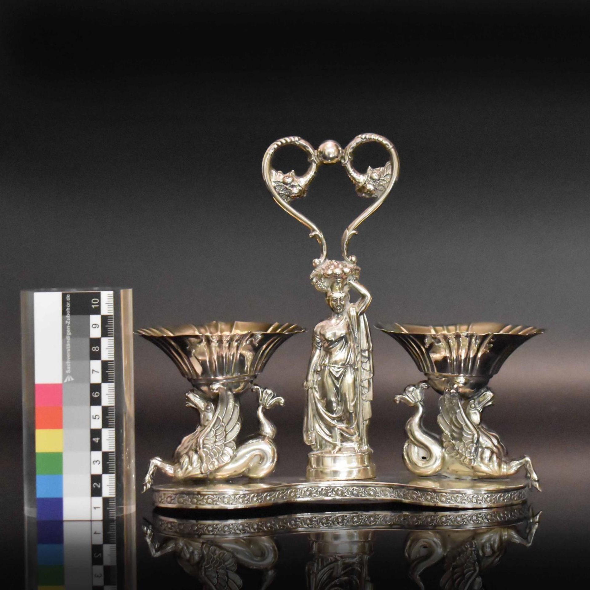 Saliere. Wohl Deutschland, Mitte 19. Jh. | Silber, innen vergoldet. - Bild 2 aus 3