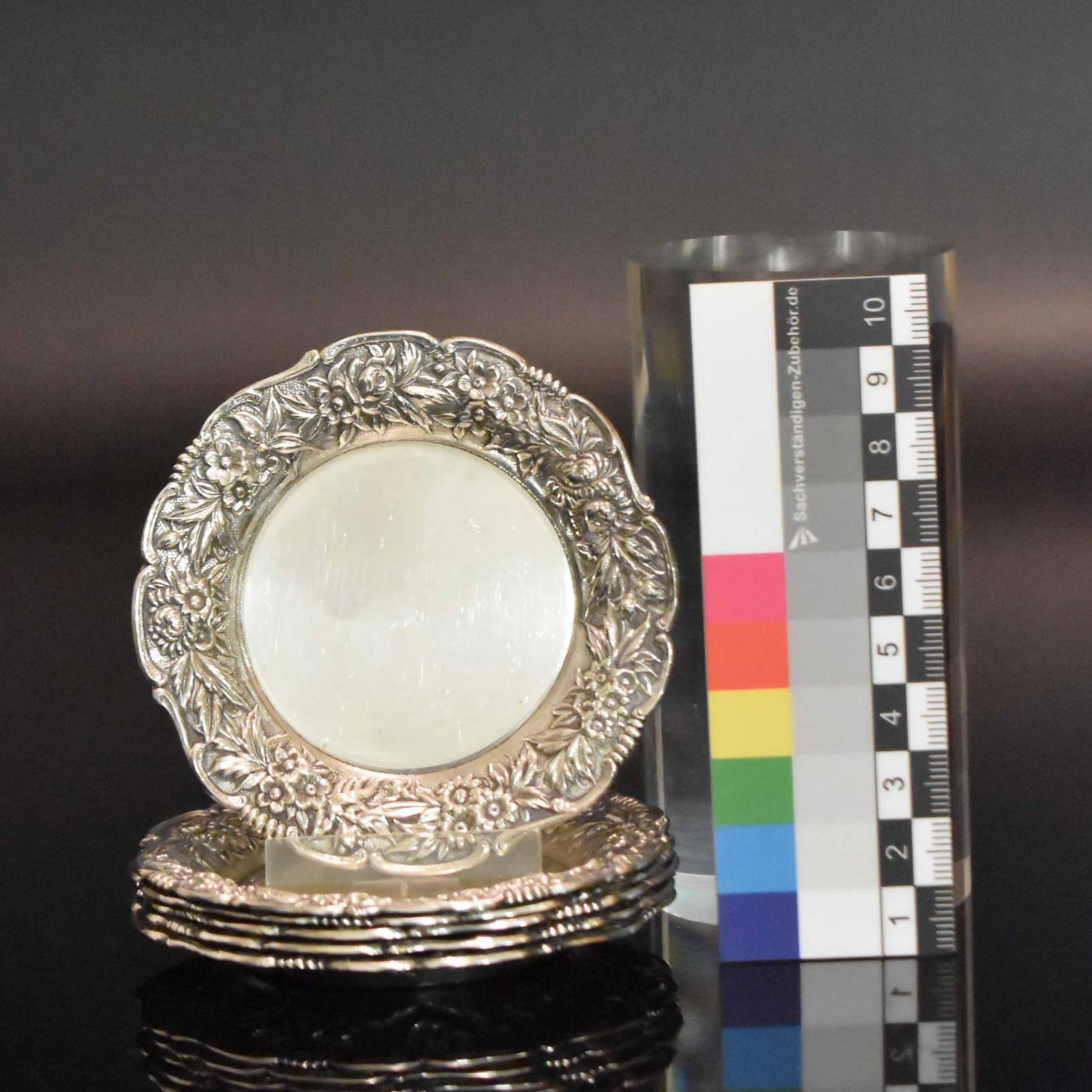 Satz von sechs kleinen Untersetzern. Baltimore, S. Kirk & Son | Silber. - Bild 2 aus 3