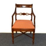 Armlehnstuhl. 19. Jh., Biedermeier Stil | Nussbaum, Ahorn und andere Hölzer geschnitzt und furnie...